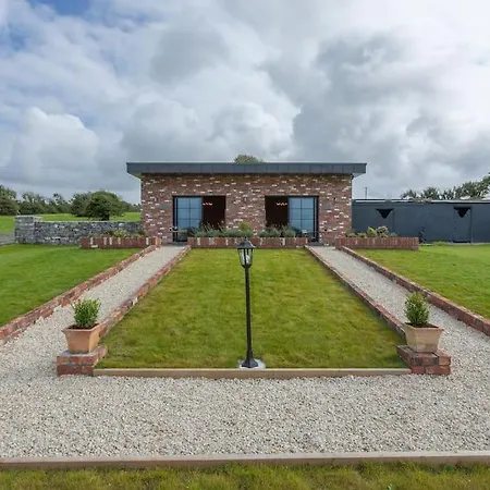 'the Stables' Tatil Evi *